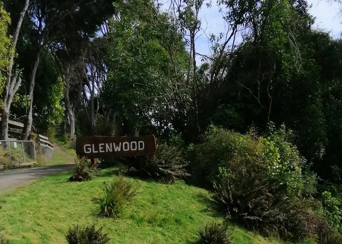 Glenwood Akaroa Bush Retreat - Kanuka Hut