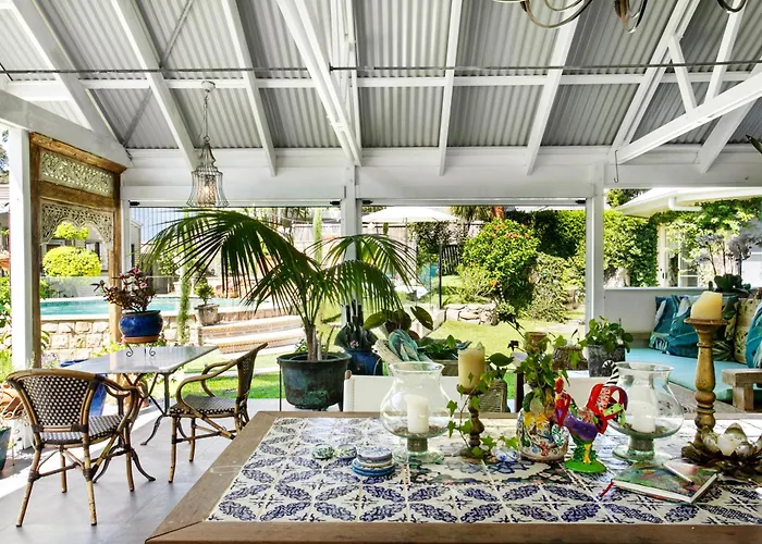 Noosa Valley Manor B&B