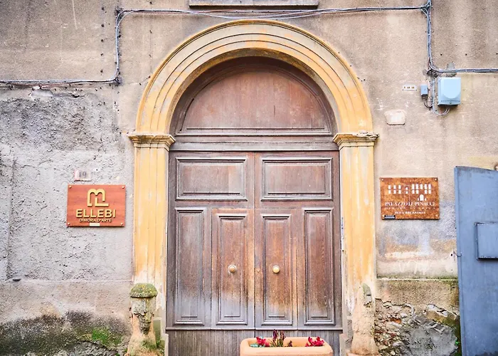 Palazzo Lupinacci - Dimora Storica Bed And Breakfast