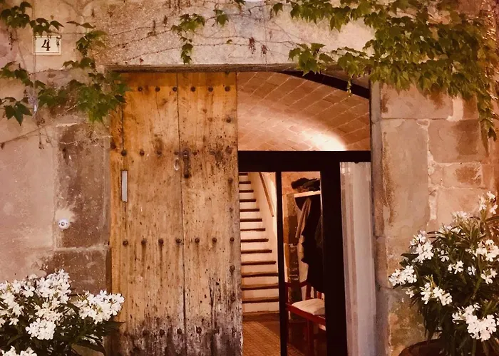 Tossa de Mar Bed & Breakfasts 