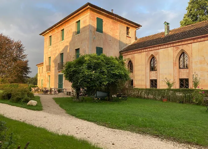 Bed & Breakfast Villa Buzzati