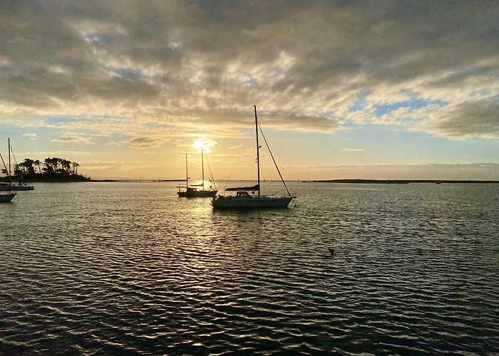 Villa Victoria - Waterfront Nelson