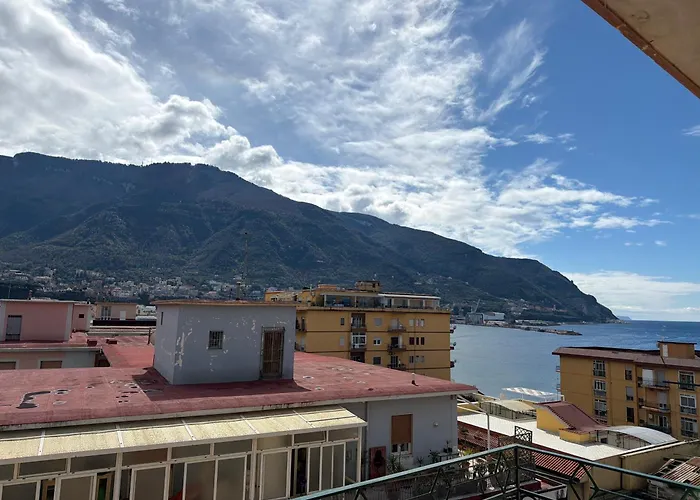 Due passi dal mare