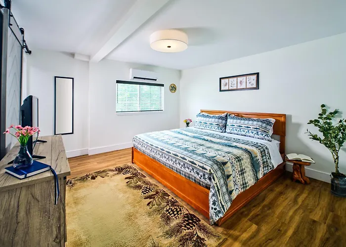 Vernon Bed & Breakfasts 
