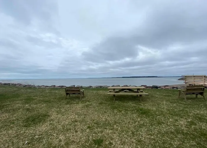 Shediac Beach Cottage- Pointe Du Chene 2 Bedroom