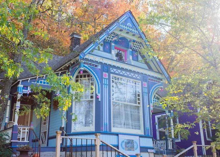 Cliff Cottage Inn, Downtown Bed & Breakfast
