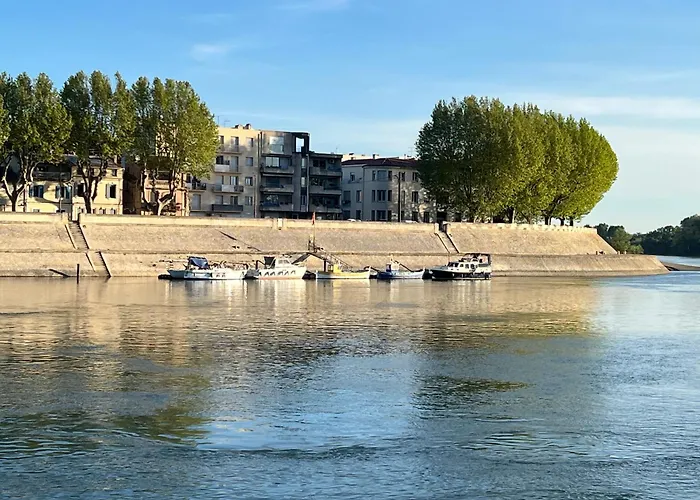 Loft Apartment , La Terrasse Centre Ville D'Arles,