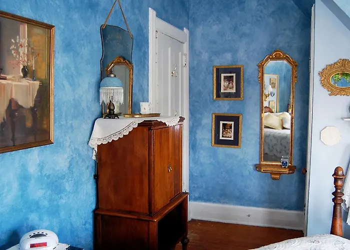 Schuster Mansion Bed & Breakfast