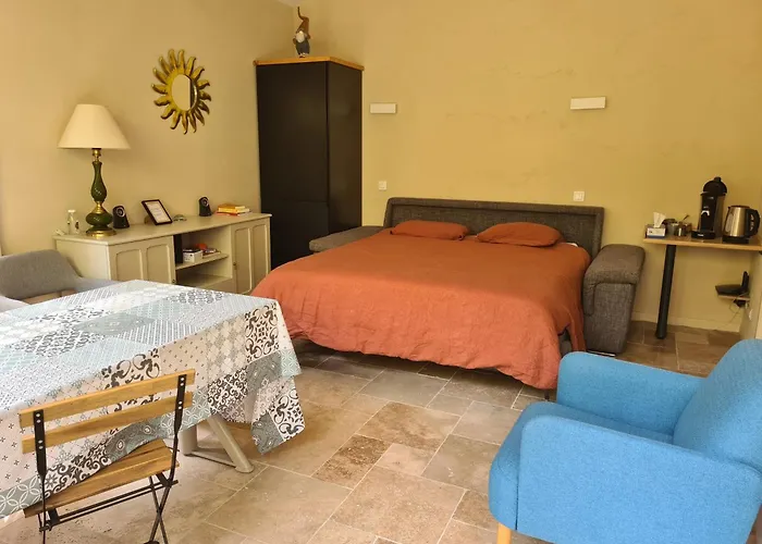 Au Coeur De Montastruc-La-Conseillere - Chambres D'Hotes