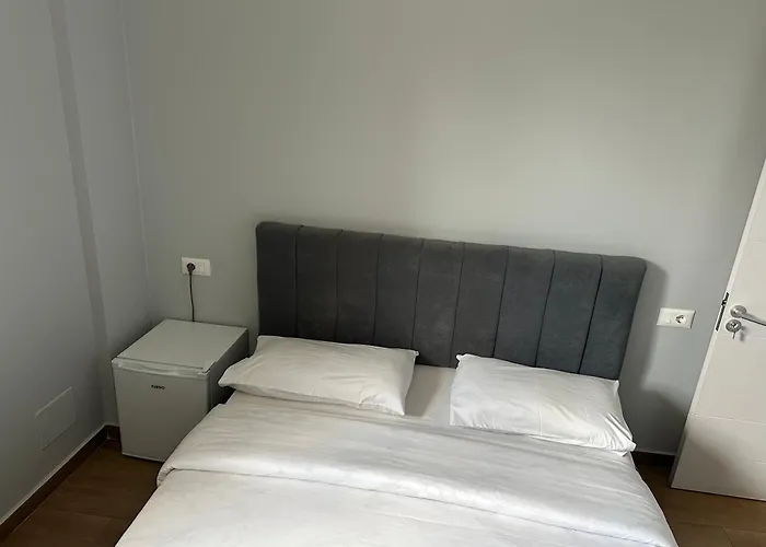 Auto Tana Guest House