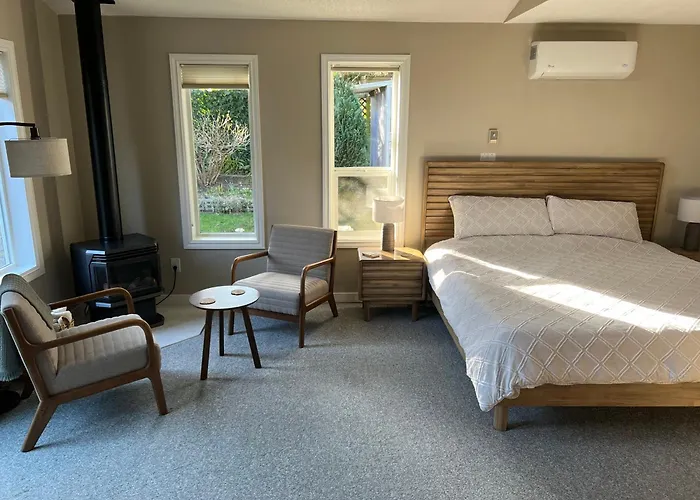 Five Gables B&B