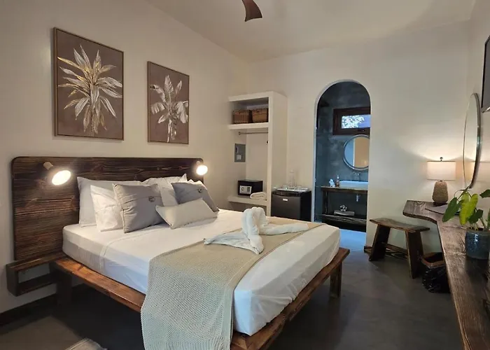 Jungle Cocoon Boutique Hotel