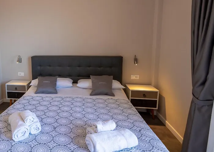 Athena Charming Rooms