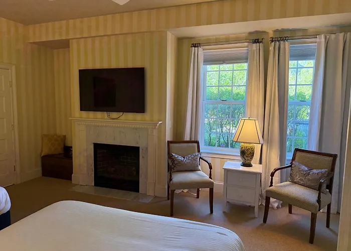 Belfry Inn And Bistro