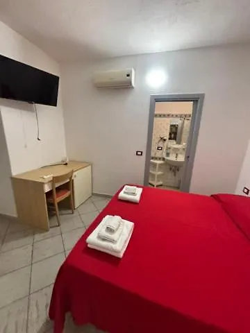 Petite Maison - Petits Appartements
