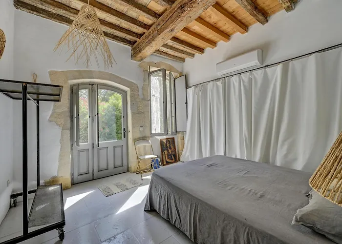 Maison Tara Verte Au Mas Montredon