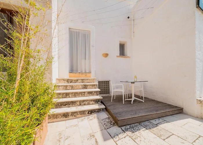 Antico Mondo Rooms & Suites