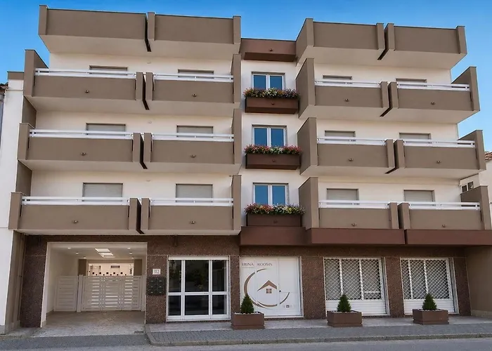 Farina Rooms And Apartments