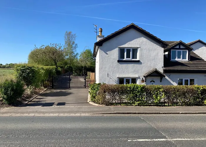 Primrose Cottage Westhead