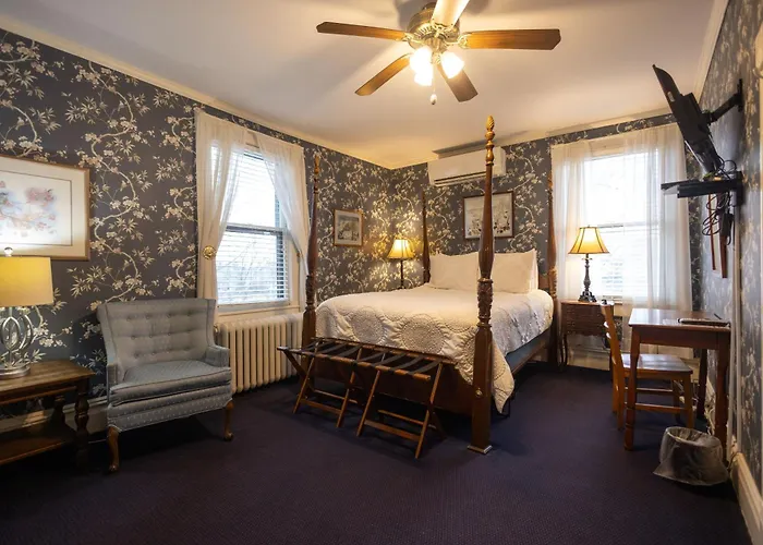 1898 Waverly Inn