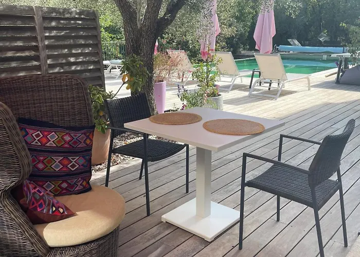 Sous Les Oliviers - Jacuzzi - Studios De Standing Tout-Equipe