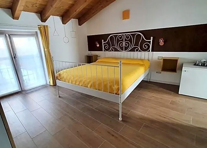 Elements B&B