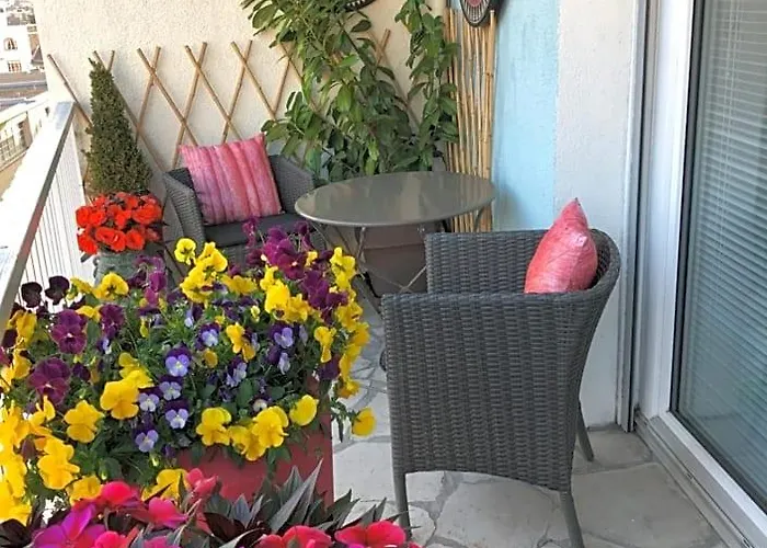 Issoire Bed & Breakfasts 