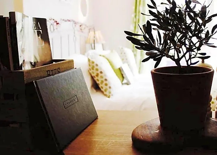 Glanmor Garden Apartment