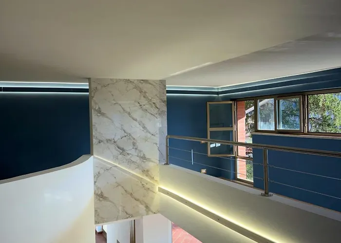 Firmamento Royal House