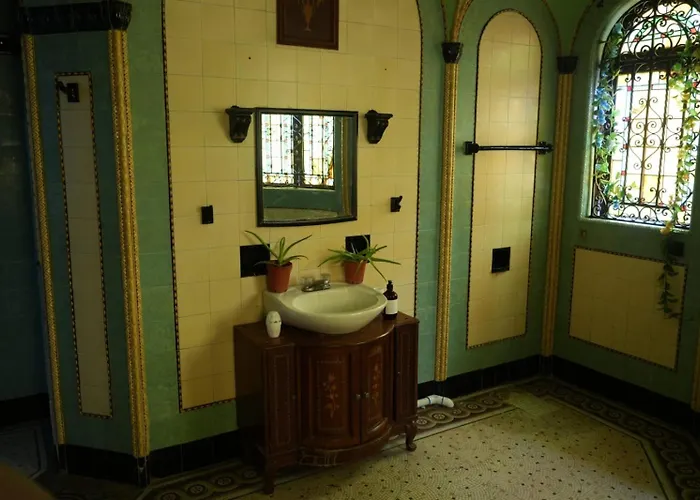 The Mansion Urban Lodge