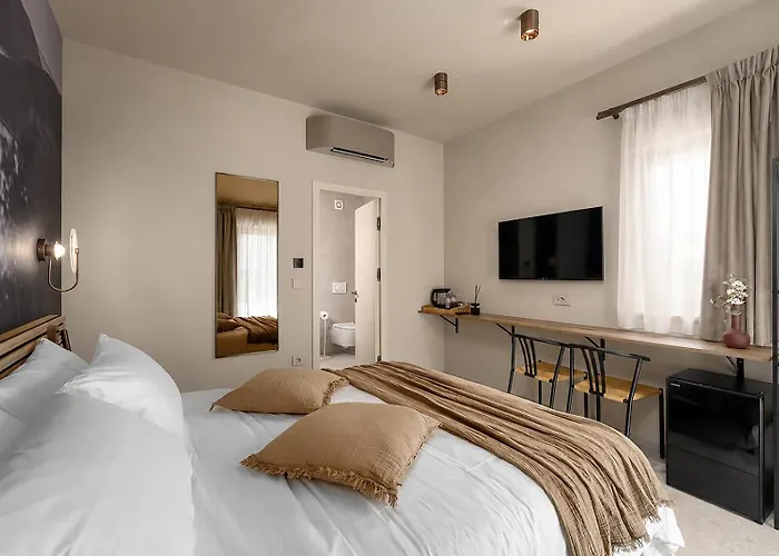 Fancita Rooms B&B