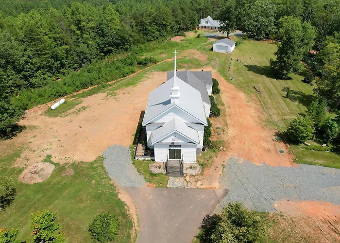 Monticello Inn & Cottage