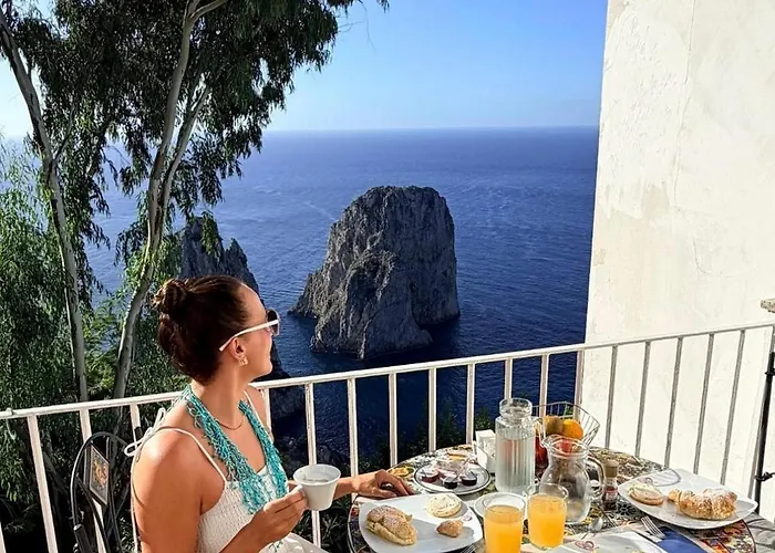 Villacore Capri