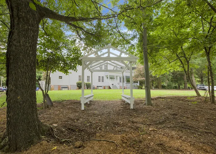 Liberty Hall Bed And Breakfast