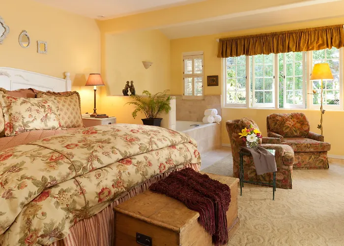 Old Monterey Inn