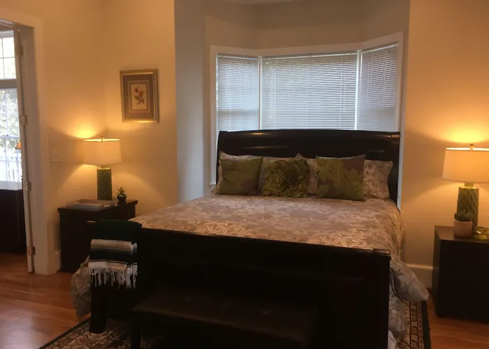 Bethesda Bed & Breakfasts 
