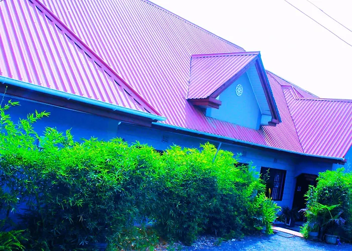 Safari Park House Hotel