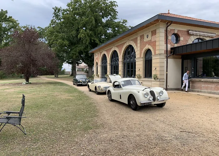 Orangerie De Chatel-Selection Figaro & Elle Magazine