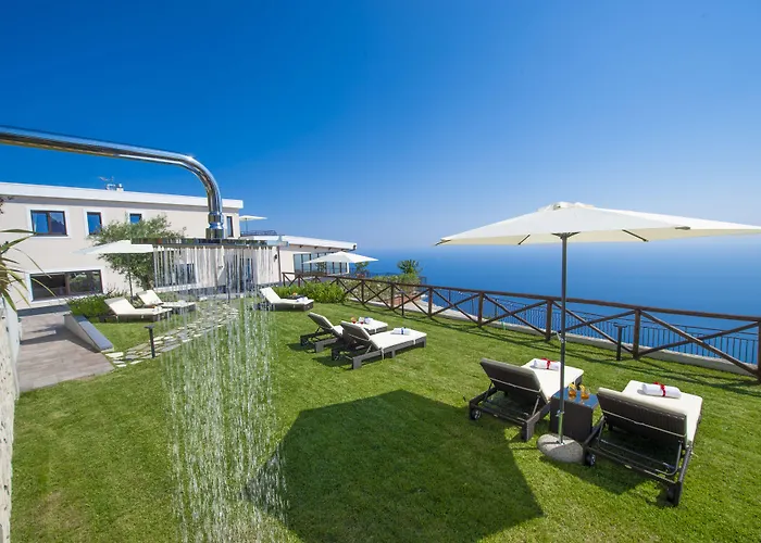 Villa Paradise Resort