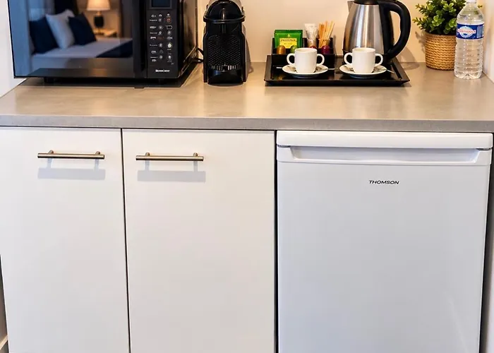 Aux Charmes - Suites De Charme Avec Plaisir Petit Dejeuner En Chambre, Cote D Opale