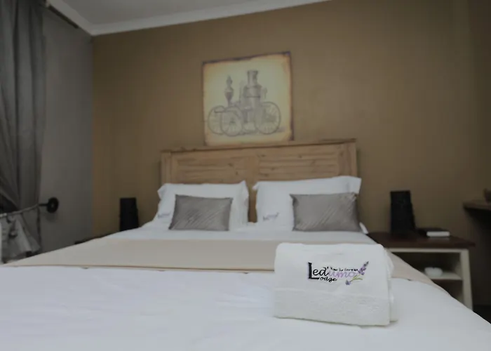 Ledumo Guest Lodge
