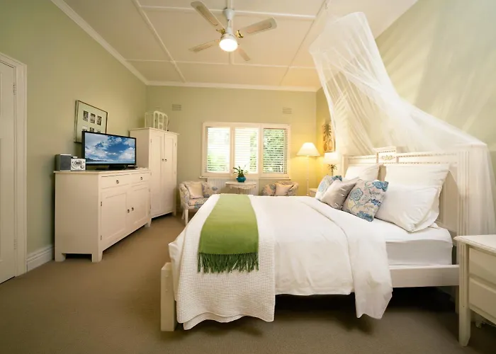 Plantation House At Whitecliffs Bed And Breakfast