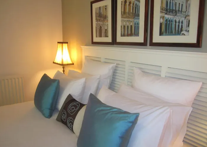 Plantation House At Whitecliffs Bed And Breakfast