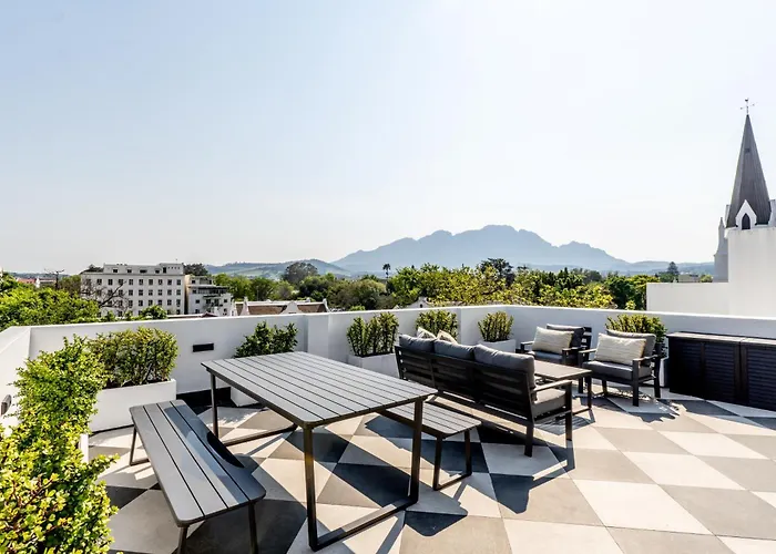 Avenues Guest House