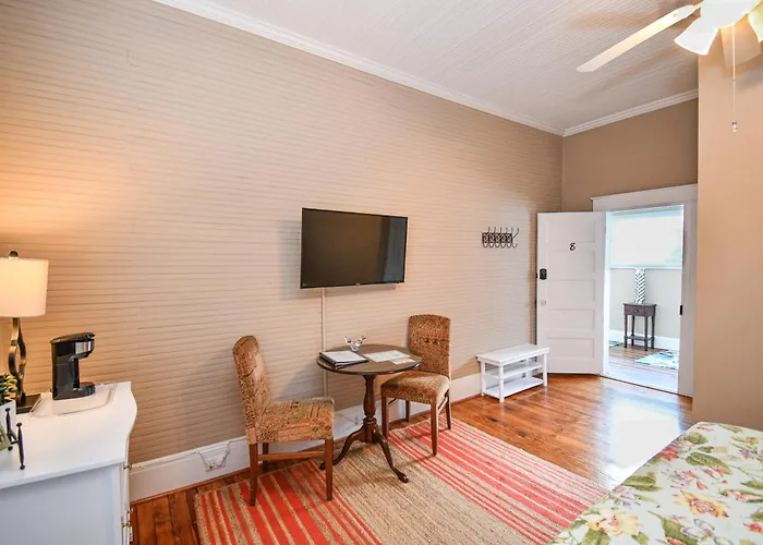 Liberty Hall Bed And Breakfast