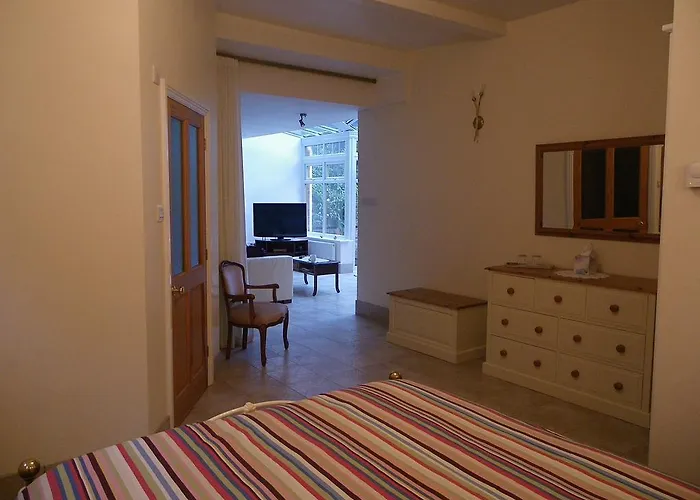 Strathmore Bed & Breakfast