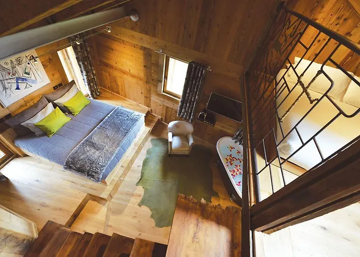 La Maison De Dolphe Chalet De Charme & Art Gallery