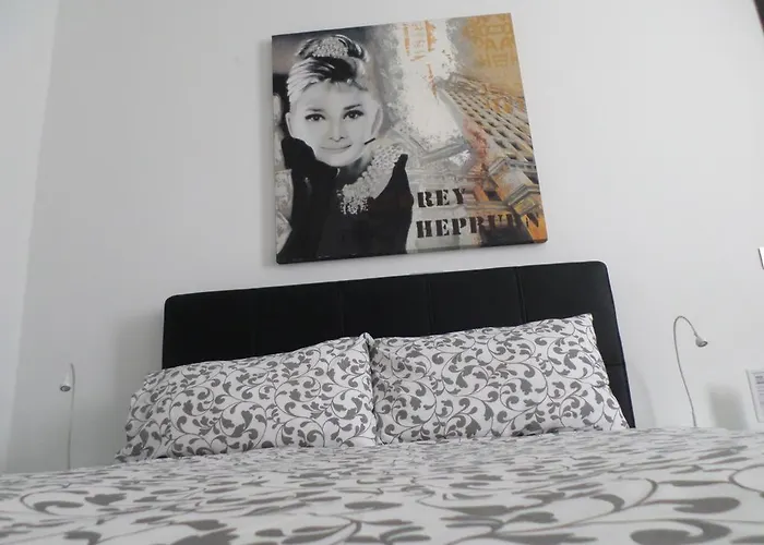 H5-5H Luxury Room