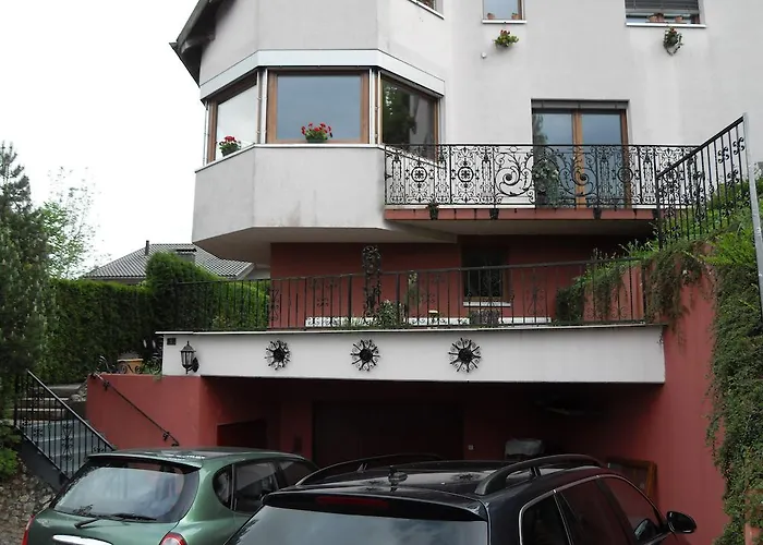 Bed&Breakfast In Flueh