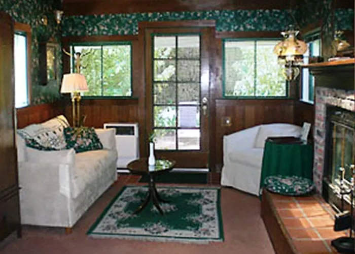 A Victorian Garden Inn